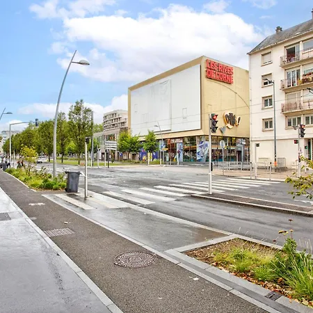 Les Rives - Ascenseur - 5 Min A Pieds De La Gare Apartment